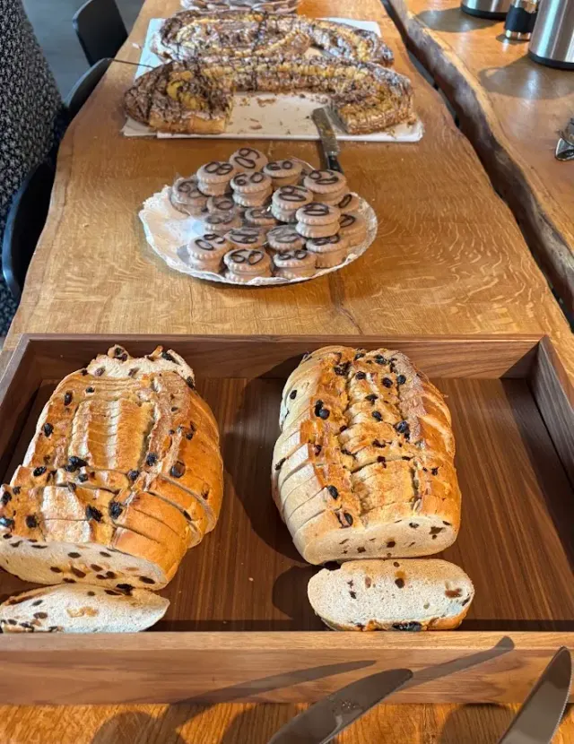 BookNoFees: Restaurante – Bäckerei und Konditorei Thomas Engelhardt – Lüdenscheid – Panadería y pastelería Thomas Engelhardt, foto 2