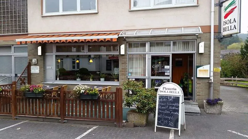 BookNoFees: Restaurante – Isola Bella – Kirchhundem – Isla Bella, foto 1