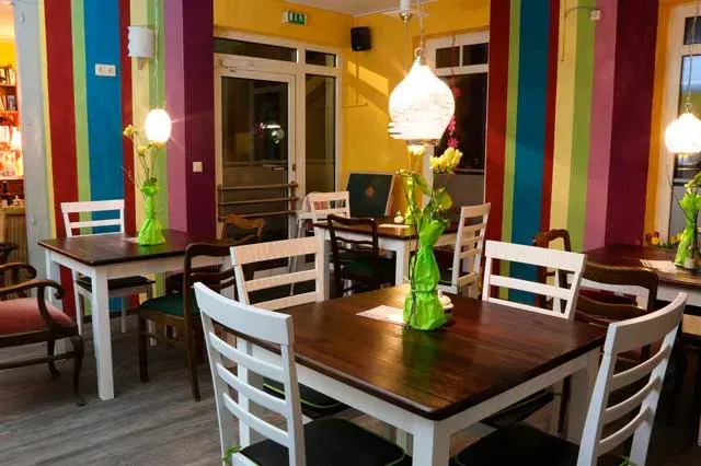 BookNoFees: Cafetería – Aus:Zeit – Rüthen – De:Zeit, foto 2