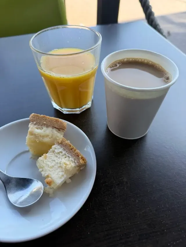 BookNoFees: Restaurante – Limone – Helsinki – limón, foto 2