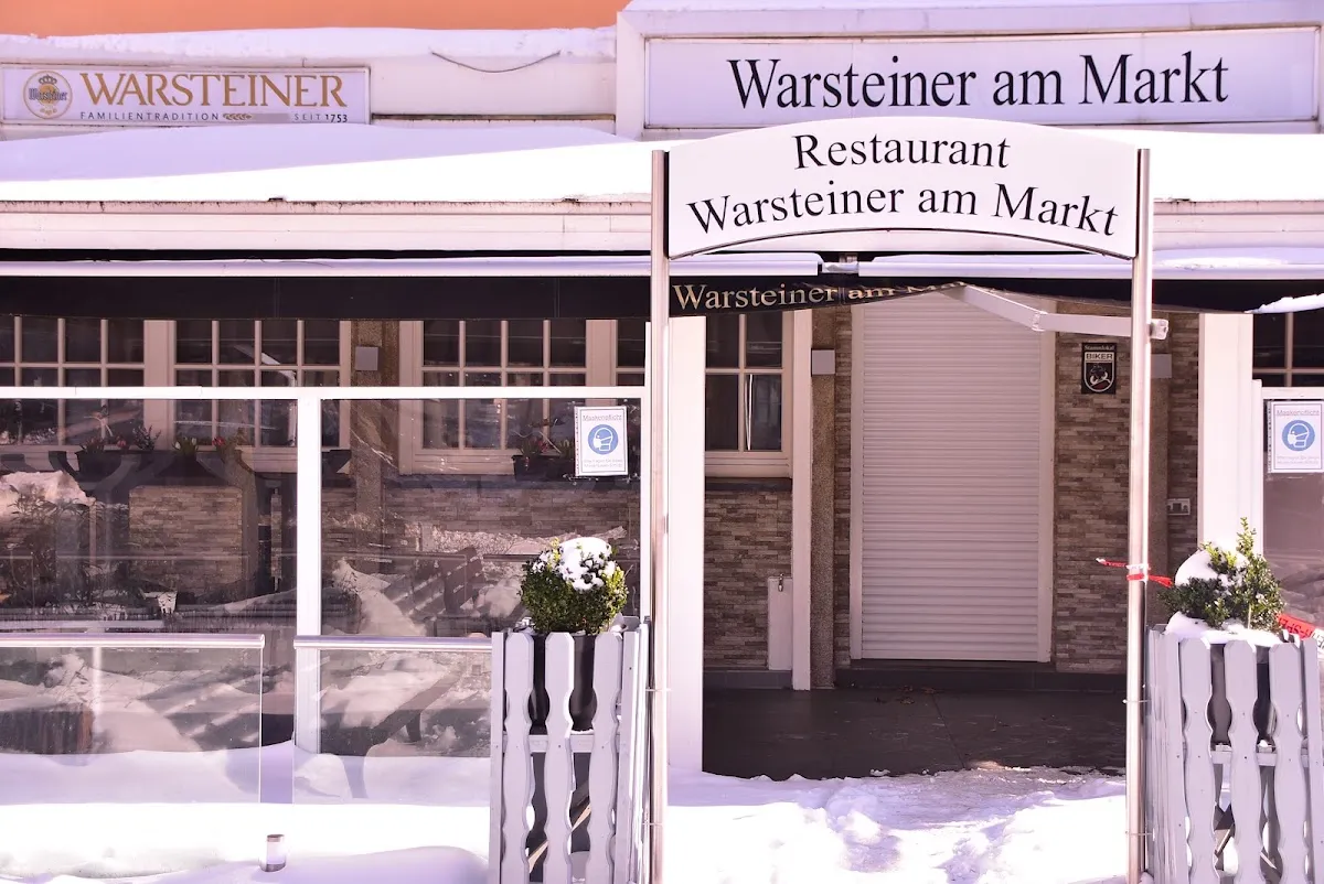 BookNoFees: Restaurante – Warsteiner Am Markt – Oer-Erkenschwick – Warsteiner en el mercado, foto 1