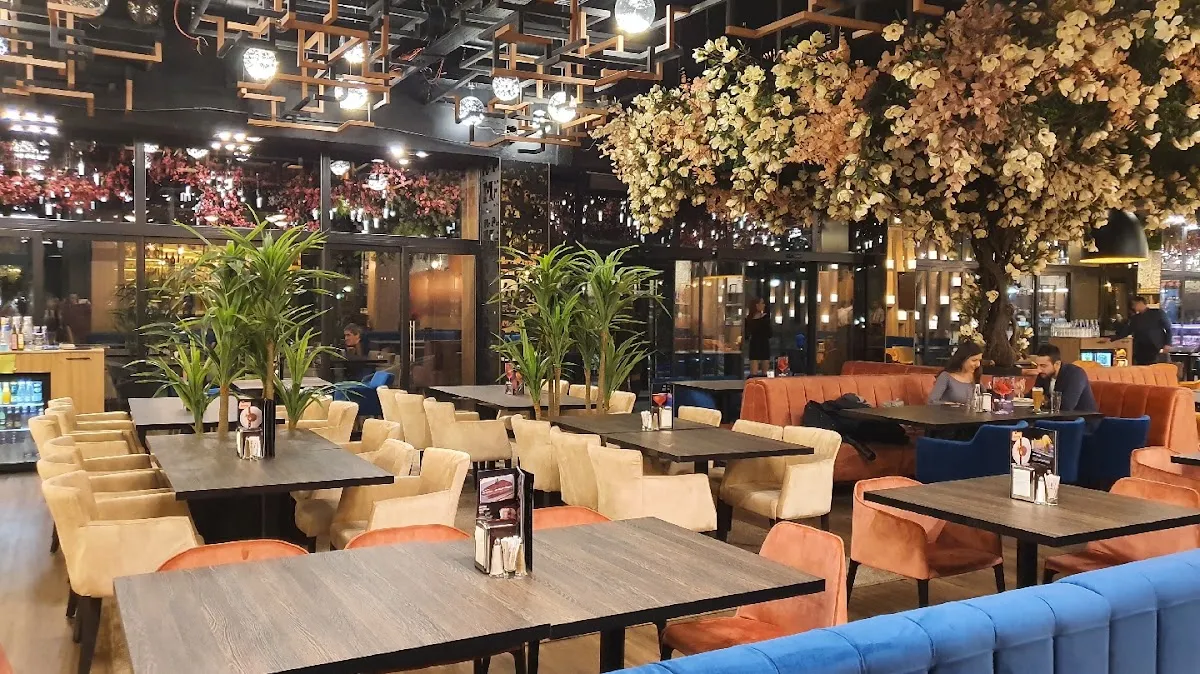 BookNoFees: Restaurante – Mr. Pizza – Sofia – Mr. Pizza, foto 1