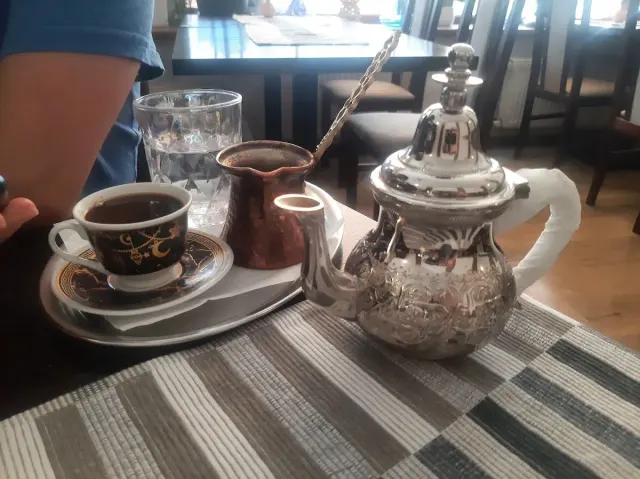 BookNoFees: Restaurante – Jasmin Al Shaam – Bratislava – Jazmín de Siria, foto 2