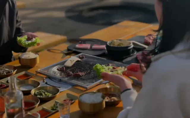 BookNoFees: MIDAM Korean BBQ Grill, Berlin