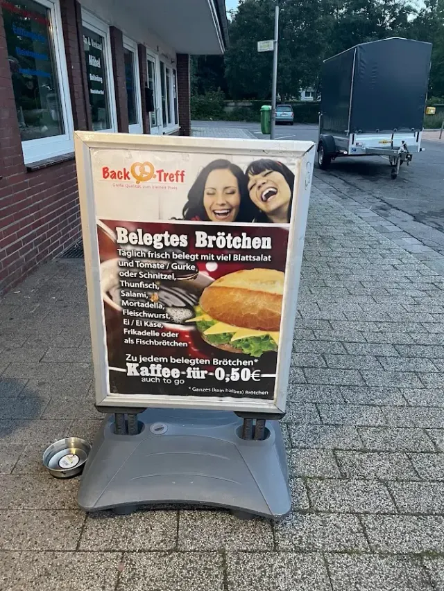BookNoFees: Restaurante – Bäckerei Back Treff – Datteln – Panadería Back Treff, foto 2