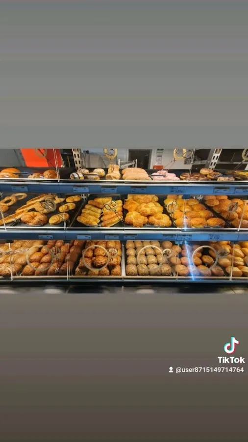BookNoFees: Restaurante – Bäckerei Back Treff – Datteln – Panadería Back Treff, foto 3