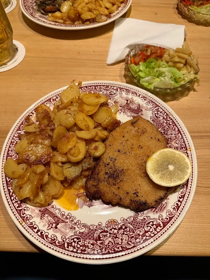 BookNoFees: Restaurante – Stratmann Gaststätte – Bad Wünnenberg – Restaurante Stratmann, foto 1