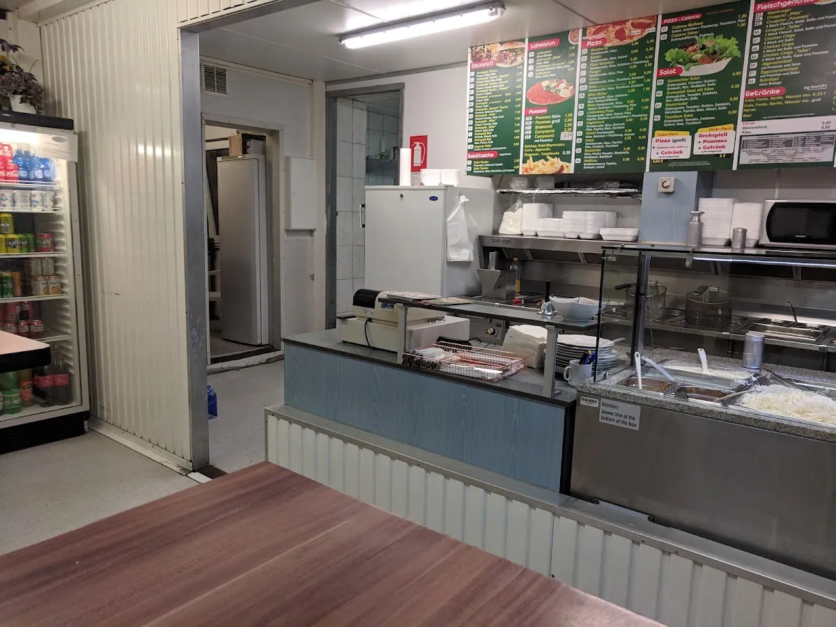 BookNoFees: Restaurante – Döner Kebap Haus Lindenberg – Freudenberg – Döner Kebap Haus Lindenberg, foto 1