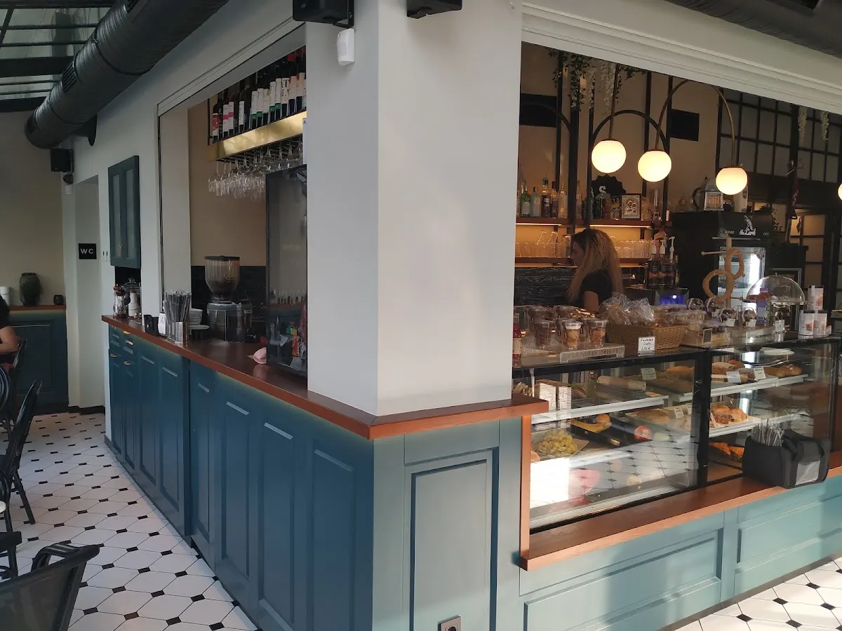 BookNoFees: Cafetería – The lark – Athens – La alondra, foto 1