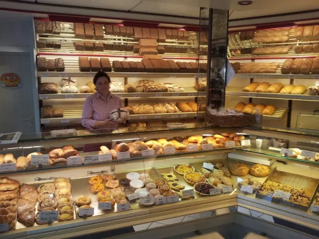 BookNoFees: Bäckerei Konditorei R. Leitner, Brilon