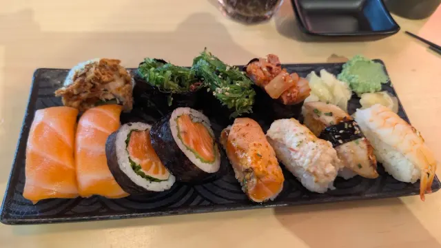 BookNoFees: Restaurante – Hanami Sushi Töölö – Helsinki – Hanami Sushi Töölö, foto 2