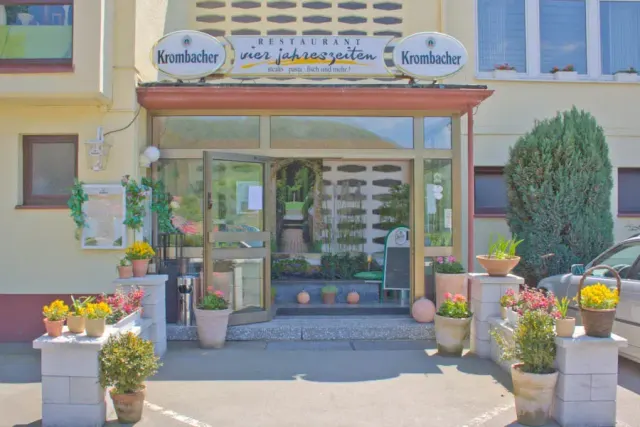 BookNoFees: Restaurant Vier Jahreszeiten, Werdohl