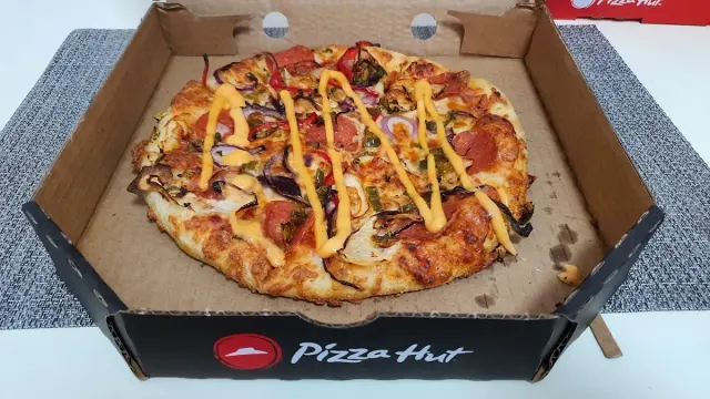 BookNoFees: Restaurante – Pizza Hut – Bucharest – Pizza Hut, foto 2