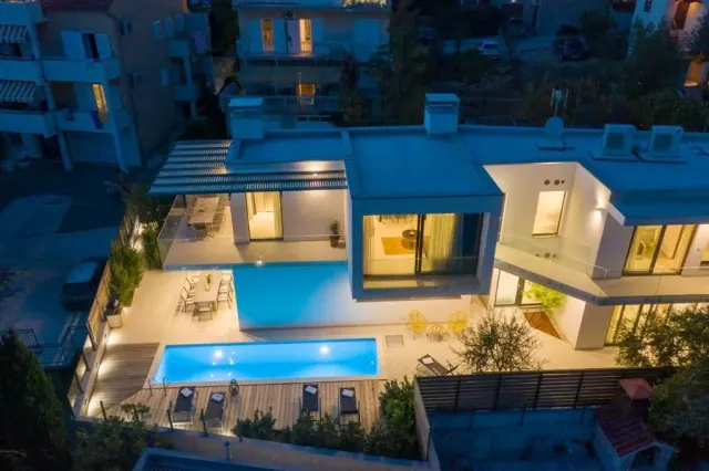 BookNoFees: alojamiento de vacaciones en Zaboric – Villa Sunset