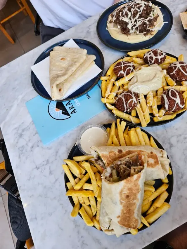 BookNoFees: Bar de tapas – Ararat Banovo Brdo – Belgrade – Ararat Banovo Brdo, foto 2