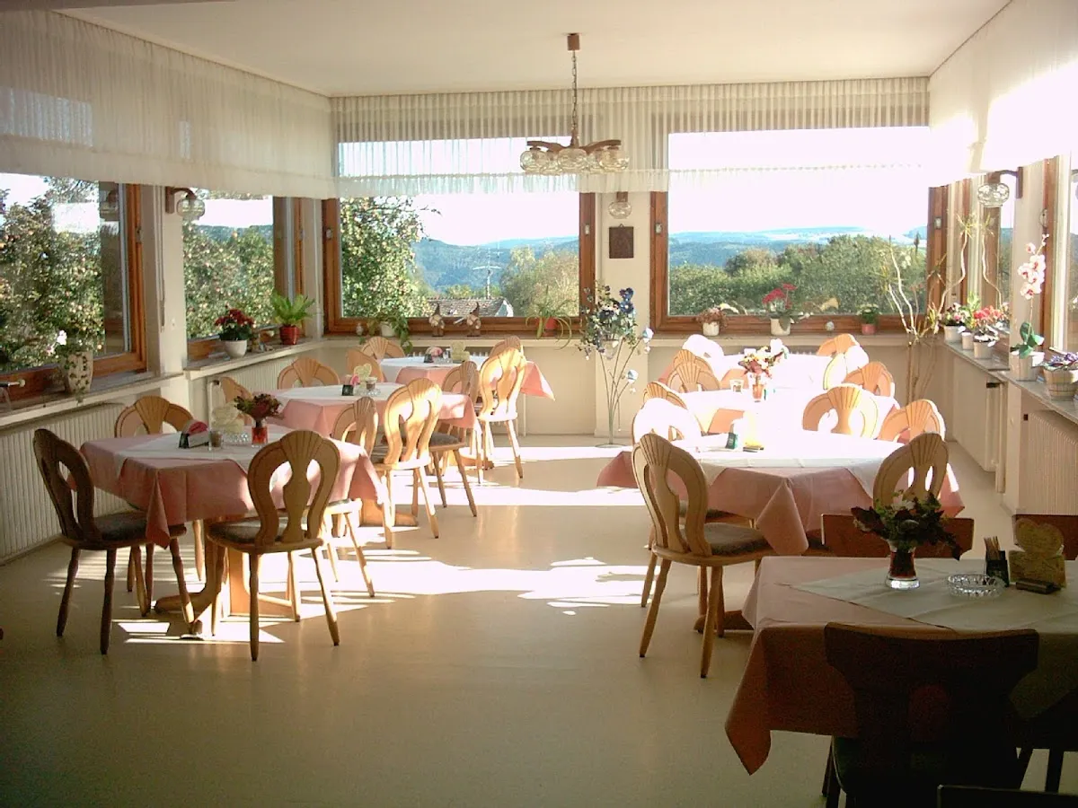 BookNoFees: Restaurante – Manfred Winkhaus Gaststätte – Nachrodt-Wiblingwerde – Restaurante Manfred Winkhaus, foto 1