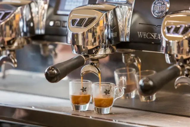 BookNoFees: Cafetería – Coffee Island – Athens – Isla del Café, foto 2