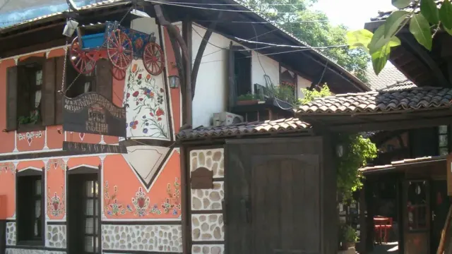 BookNoFees: Restaurante – Хаджидрагановите къщи – Sofia – Las casas de Hadzhidragano, foto 3