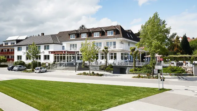 BookNoFees: Restaurante – Hotel Haus Griese – Möhnesee-Körbecke – Hotel Haus Griese, foto 2
