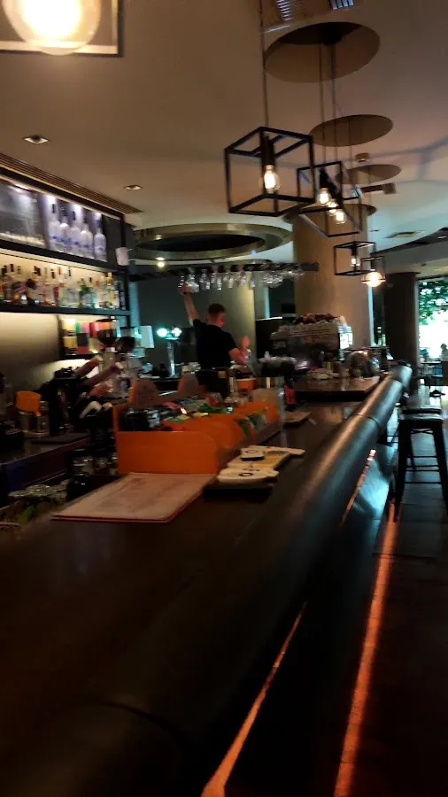 BookNoFees: Cafetería – Select Cafe – Athens – Select Café, foto 2