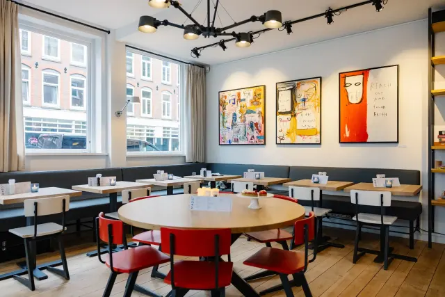 BookNoFees: Cafetería – Mads – Amsterdam – Mads, foto 3