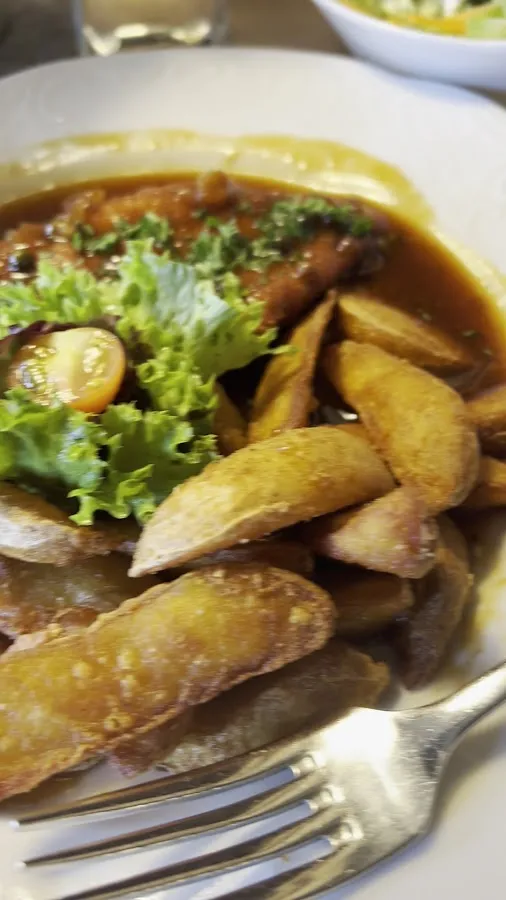BookNoFees: Restaurante – Kindelsberg Raststätte – Kreuztal – Área de descanso de Kindelsberg, foto 3