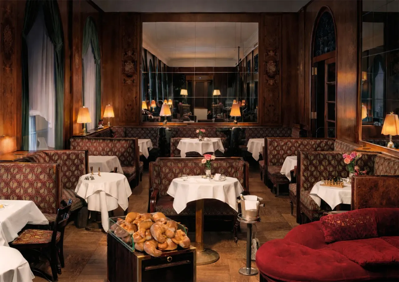 BookNoFees: Cafetería – Café Landtmann – Vienna – Café Landtmann, foto 1