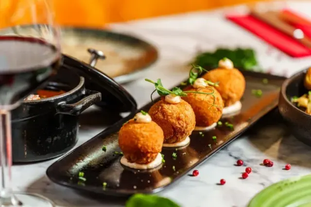 BookNoFees: Restaurante – Felisa Tapas Bar – Budapest – Bar de tapas Felisa, foto 2