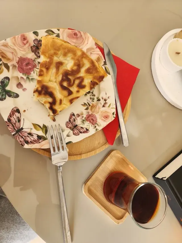 BookNoFees: Cafetería – HOOFU-NA CAFE – Istanbul – Hoof and Coffee, foto 3