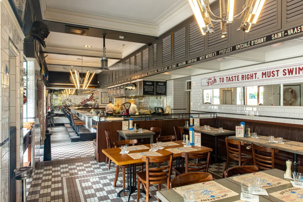 BookNoFees: Restaurante – Der Elefant – Warsaw – El elefante, foto 1