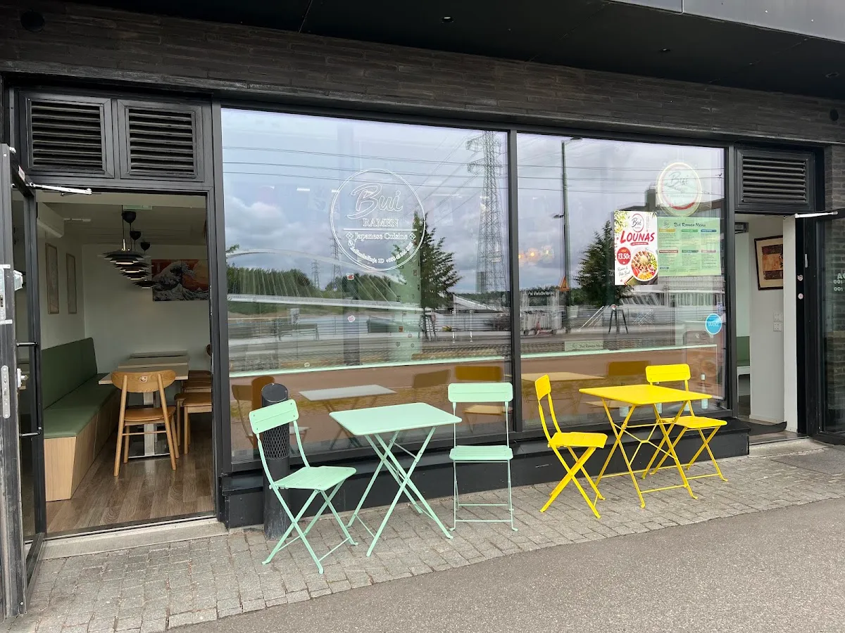 BookNoFees: Restaurante – Bui Ramen – Helsinki – Ventanas Bui, foto 1