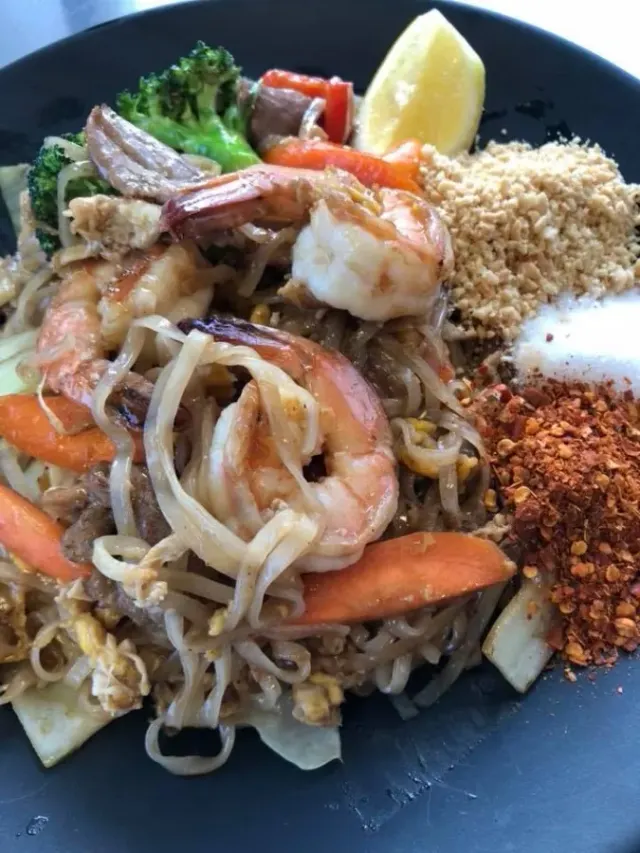 BookNoFees: Bar de tapas – Aroy Thai Take Away – Stockholm – Aroy Thai para llevar, foto 3