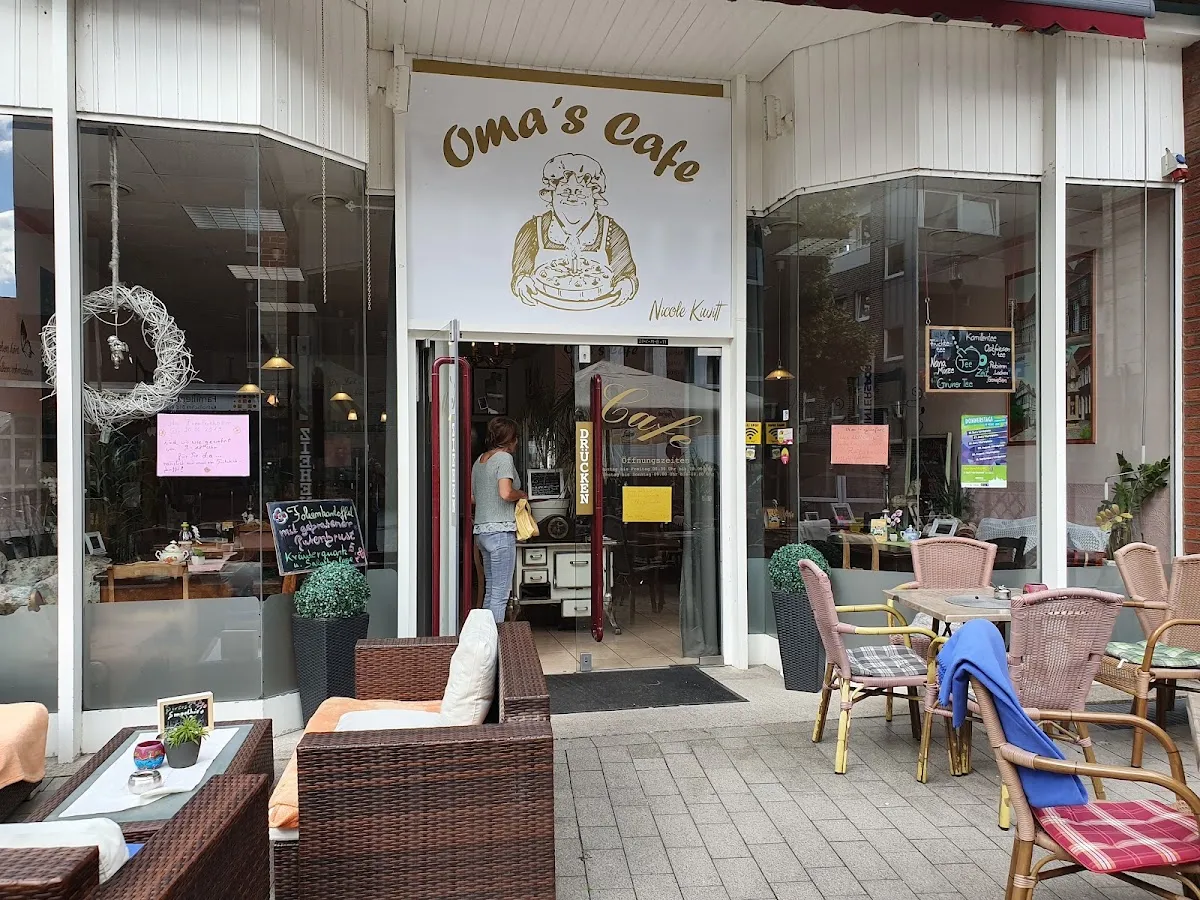 BookNoFees: Restaurante – Oma's Cafe – Werne – El Café de la Abuela, foto 1