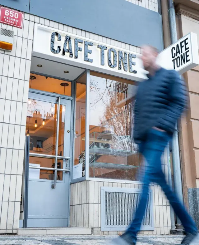 BookNoFees: Cafetería – Cafe Tone – Prague – Cafe Tone, foto 3