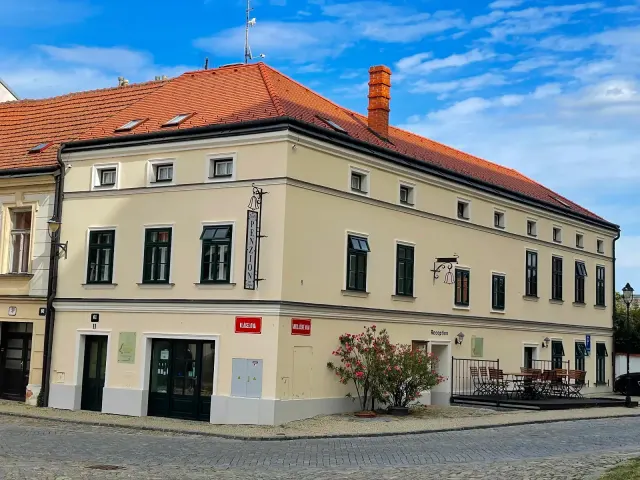 BookNoFees: Residencia Zvon – Znojmo