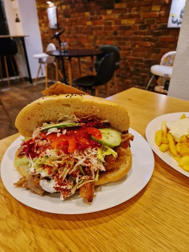 BookNoFees: Restaurante – Korki's Street Food – Bönen – Comida callejera de Korki, foto 3