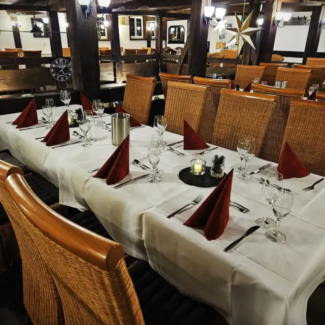 BookNoFees: Restaurante – Bierhaus Sälzerhof Bad Sassendorf – Bad Sassendorf – Cervecería Sälzerhof de Bad Sassendorf, foto 2