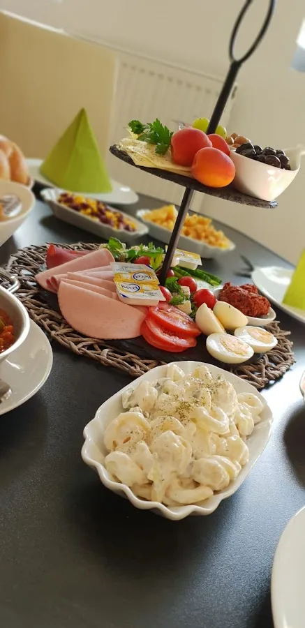 BookNoFees: Cafetería – Ütterlingser Frühstücksstube – Werdohl – Cafetería de Ütterlings, foto 1