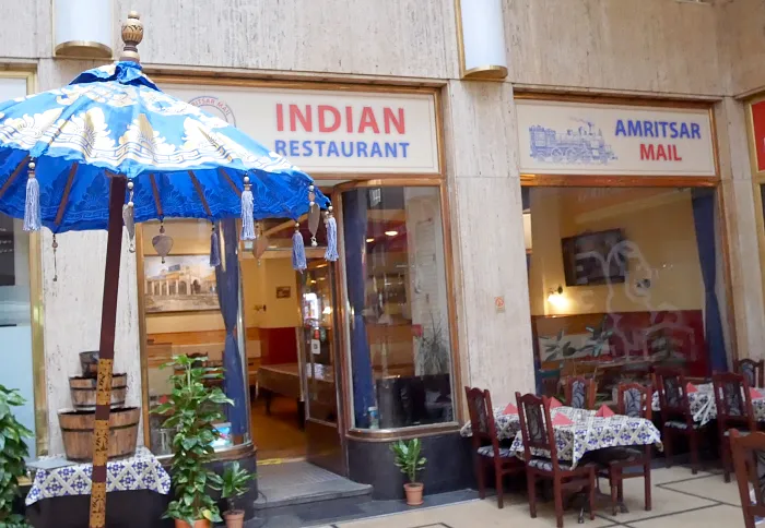 BookNoFees: Restaurante – Amritsar Mail – Prague – Amritsar Mail, foto 1