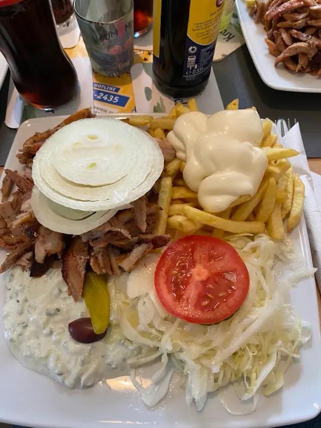 BookNoFees: Restaurante – Pegasus – Hilchenbach – Caballo alado, foto 2