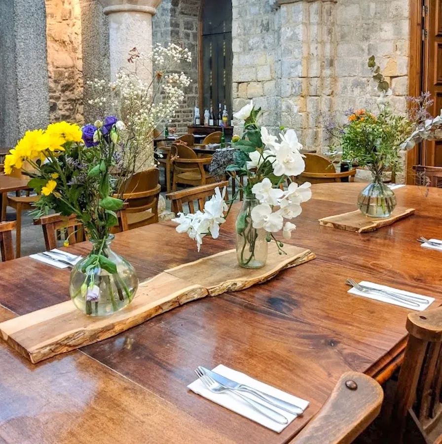 BookNoFees: Cafetería – Cafe Below – London – Café Below, foto 1