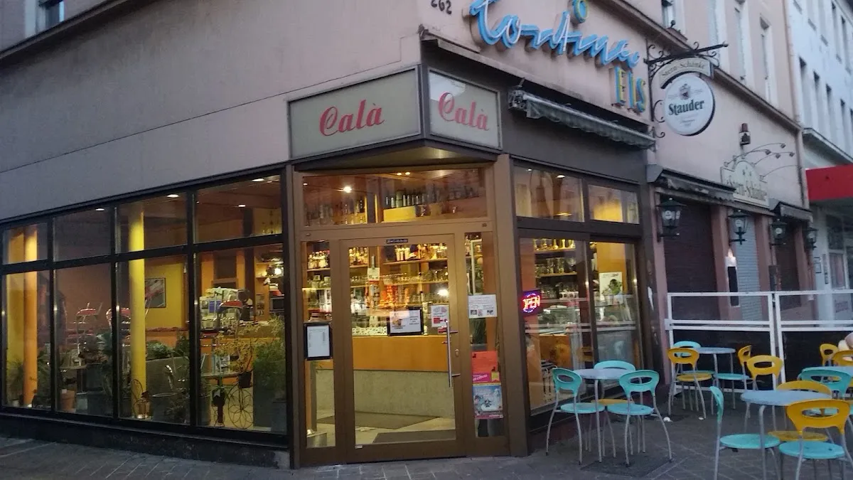 BookNoFees: Restaurante – Cortina Eiscafe – Herne – Cortina Eiscafe, foto 1