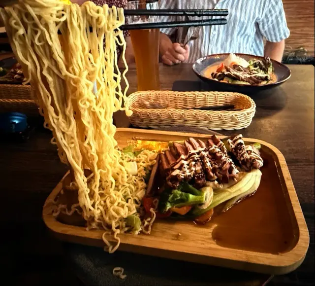 BookNoFees: Restaurante – Saitoky – Ennepetal – Seguro de sí mismo, foto 2