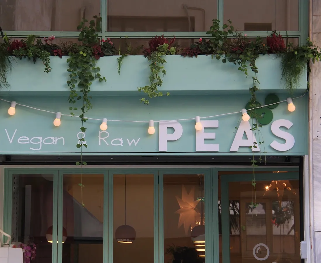 BookNoFees: Bar de tapas – Peas – Athens – En la cabeza, foto 1