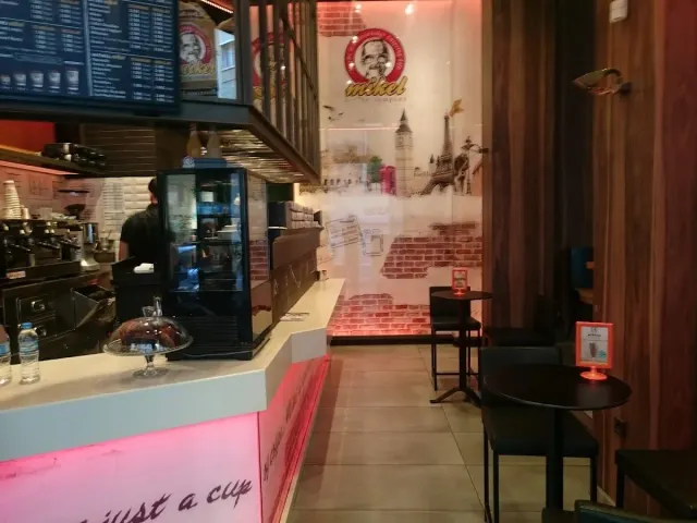 BookNoFees: Cafetería – Mikel – Athens – Mikel, foto 3