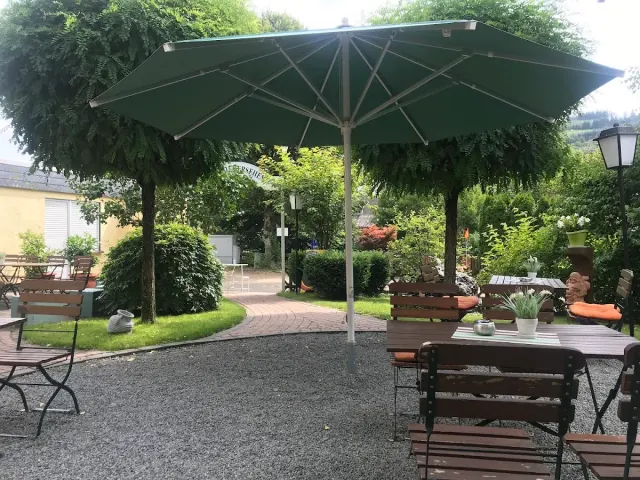 BookNoFees: Restaurante – Le Bistro – Finnentrop – El Bistro, foto 3