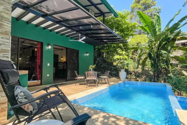 BookNoFees: Maravillosa casa con piscina infinita – QUEPOS MANUEL ANTONIO