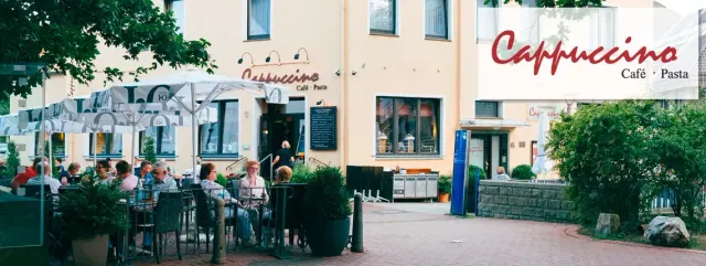 BookNoFees: Café und Pastahaus Cappuccino, Bad Sassendorf