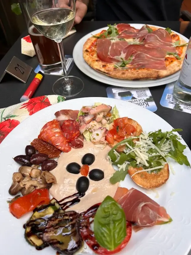BookNoFees: Restaurante – FRANCO Ristorante Riviera – Netphen – FRANCO Restaurante Riviera, foto 2