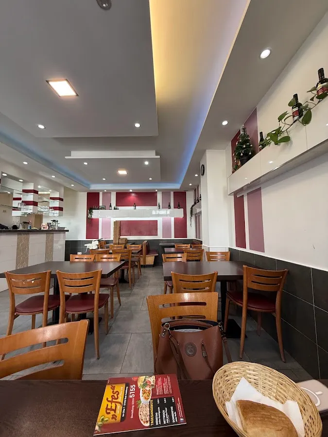 BookNoFees: Restaurante – Zahide EFES Schnellrestaurant – Schmallenberg – Restaurante rápido Zahide EFES, foto 1